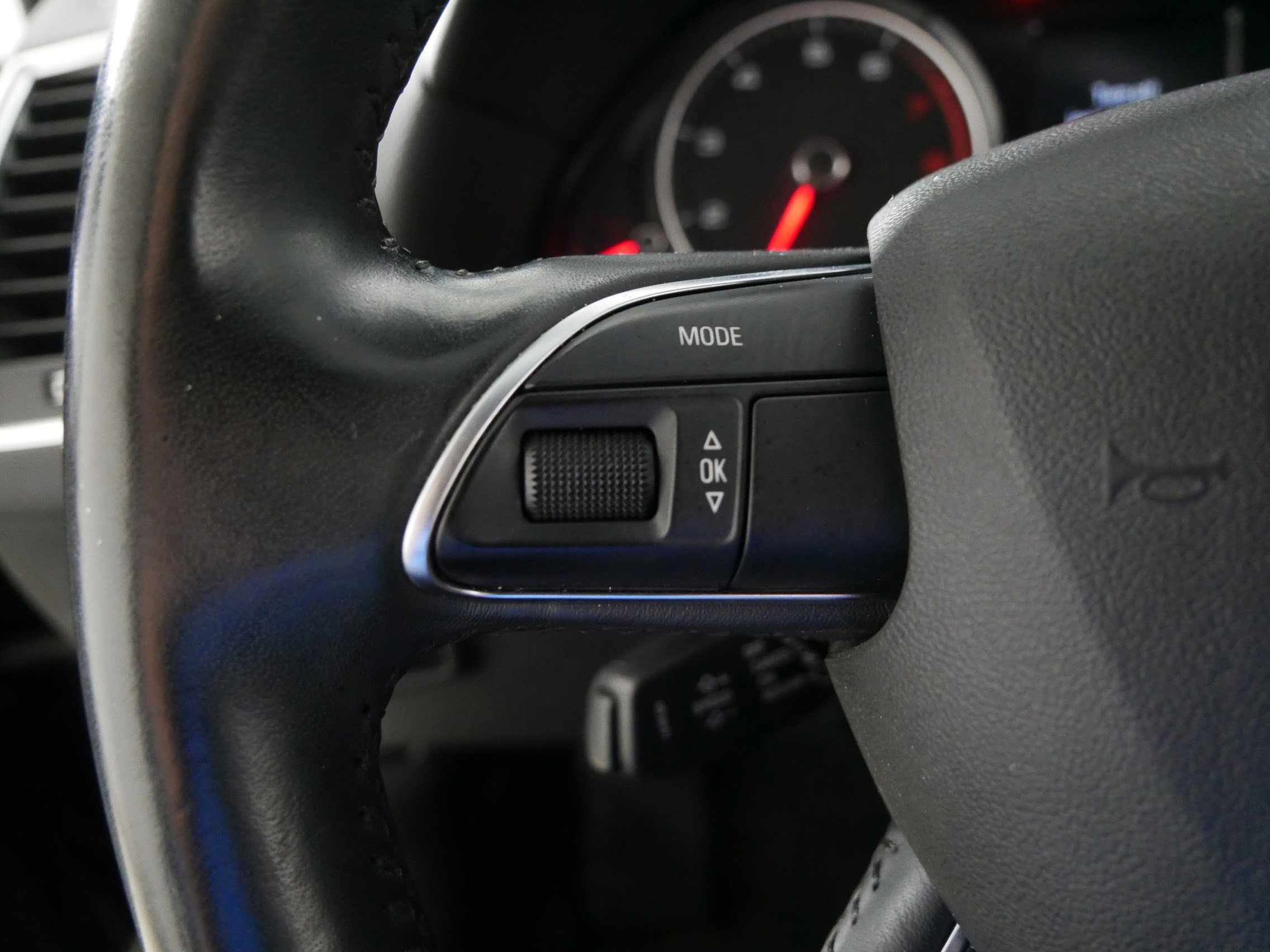 Used 2016 Audi Q5 2.0T Premium Plus w/ Technology Package image 27