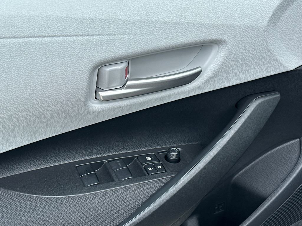 New 2026 Toyota Corolla SE FWD image 16
