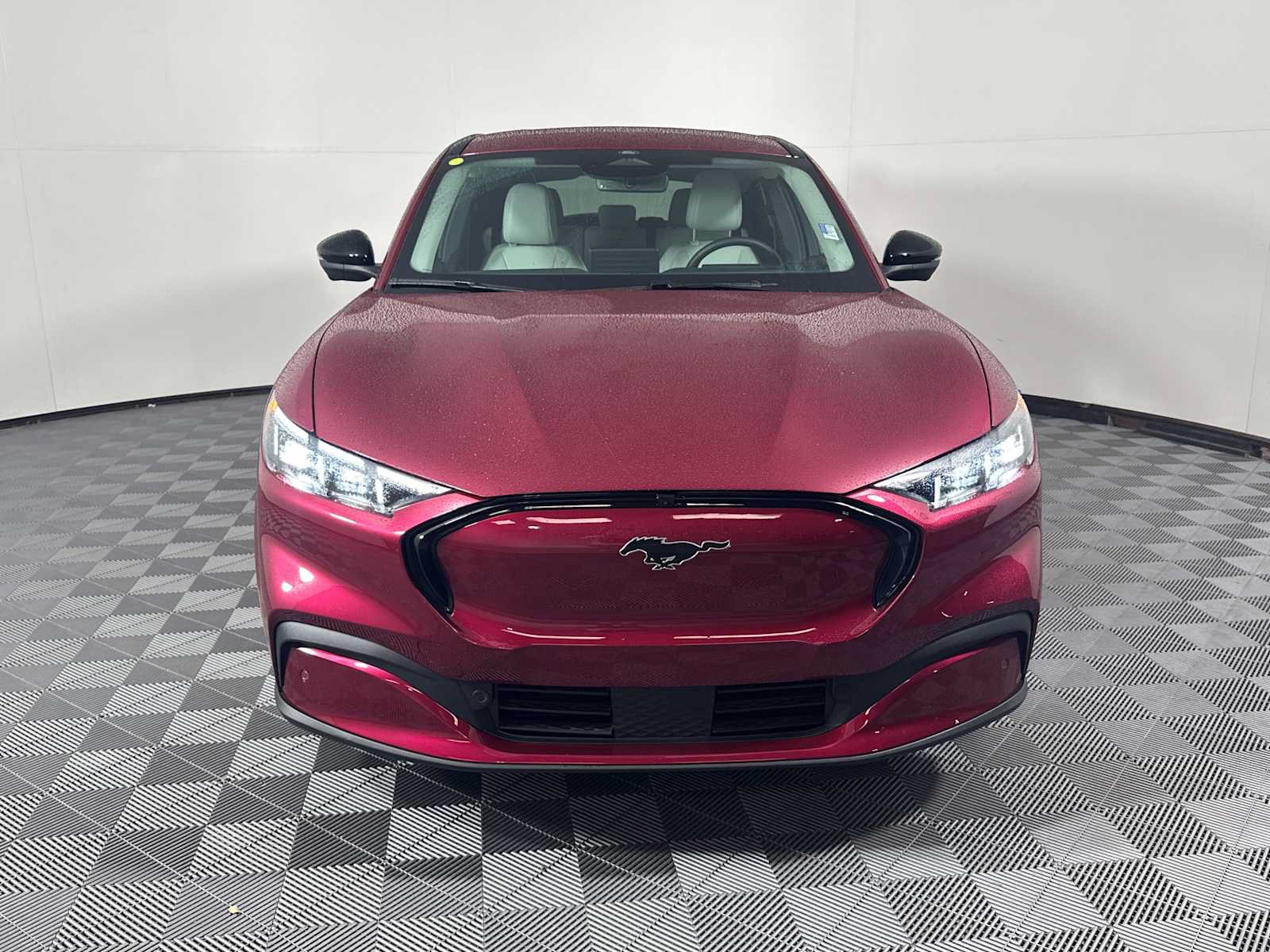 Used 2025 Ford Mustang Mach-E Premium AWD/4WD image 2