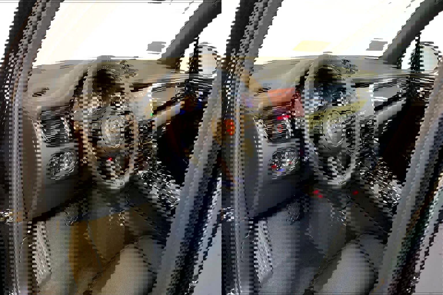 New 2026 Porsche Macan S image 4