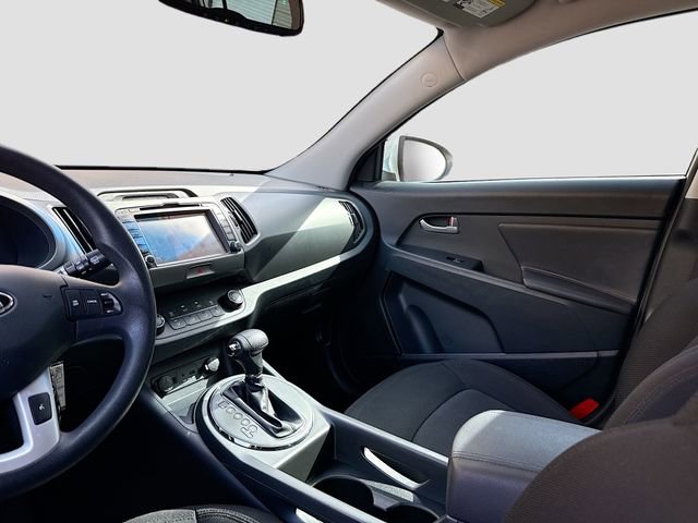 Used 2011 Kia Sportage LX w/ Navigation Pkg image 23