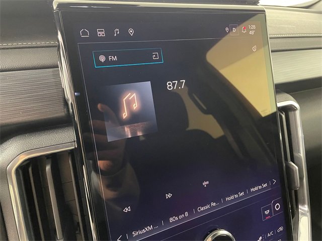 Certified 2026 GMC Acadia Elevation image 7