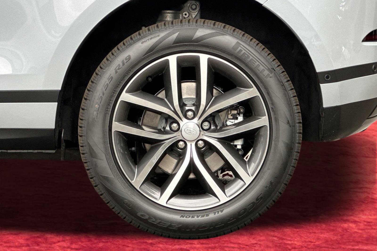 New 2026 Land Rover Range Rover Evoque S image 12