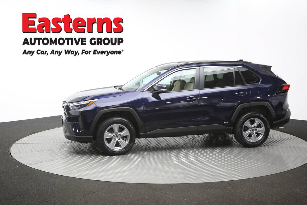 Used 2022 Toyota RAV4 XLE AWD/4WD image 63