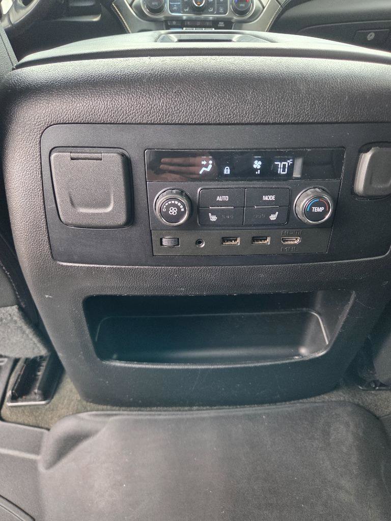 Used 2018 Chevrolet Tahoe Premier AWD/4WD image 12