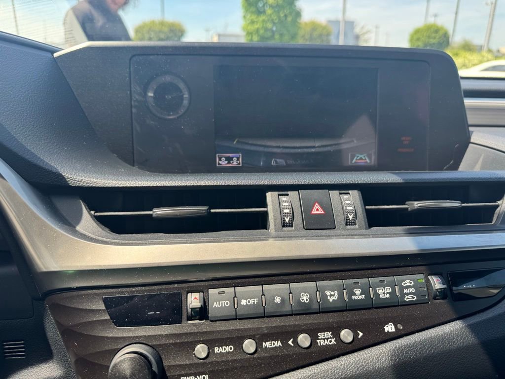 Used 2019 Lexus ES 350 F Sport w/ Accessory Package 2 FWD image 19