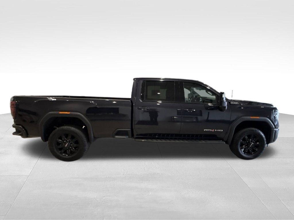 Used 2024 GMC Sierra 3500 AT4 AWD/4WD image 8