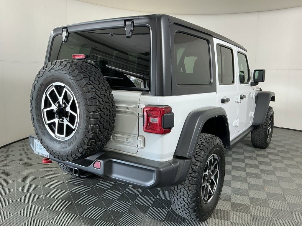 Used 2024 Jeep Wrangler Unlimited Rubicon image 5