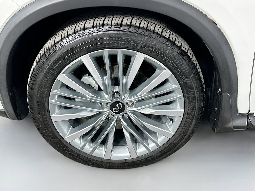 Used 2023 INFINITI QX50 Sensory AWD/4WD image 32