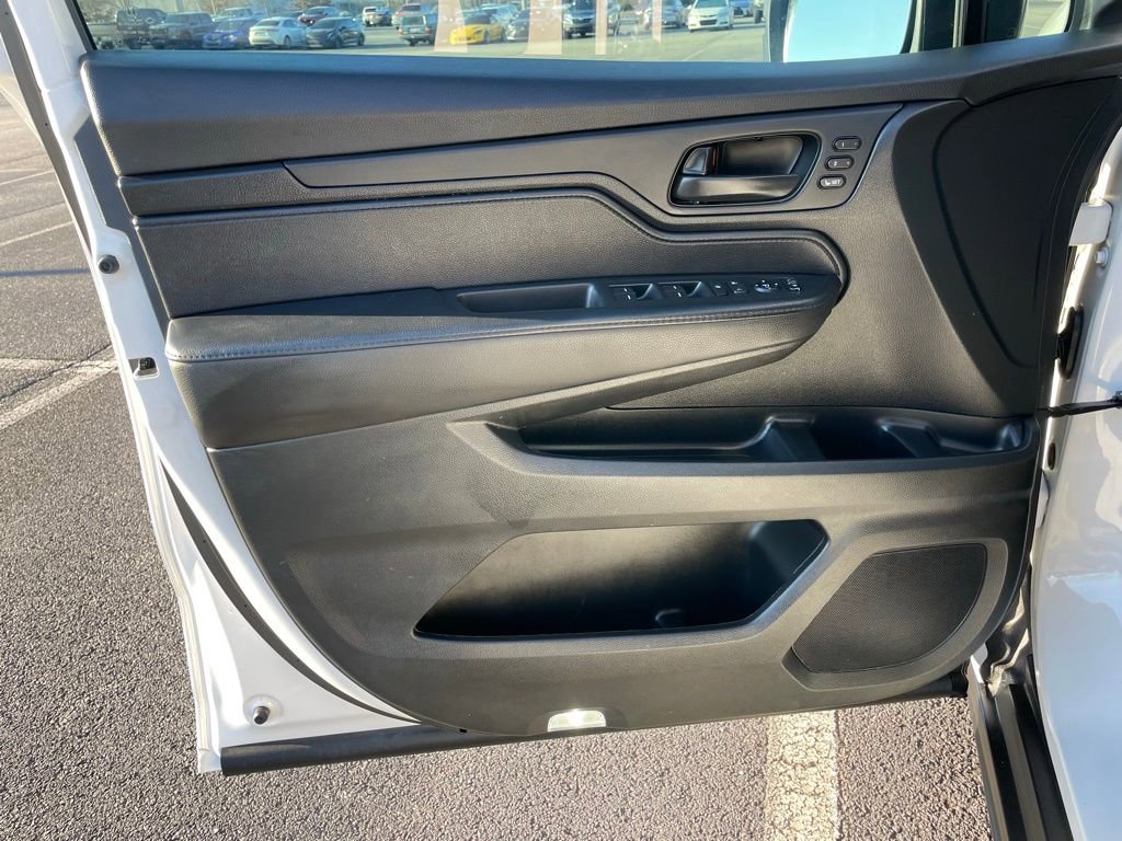 Certified 2025 Honda Odyssey EX-L image 25
