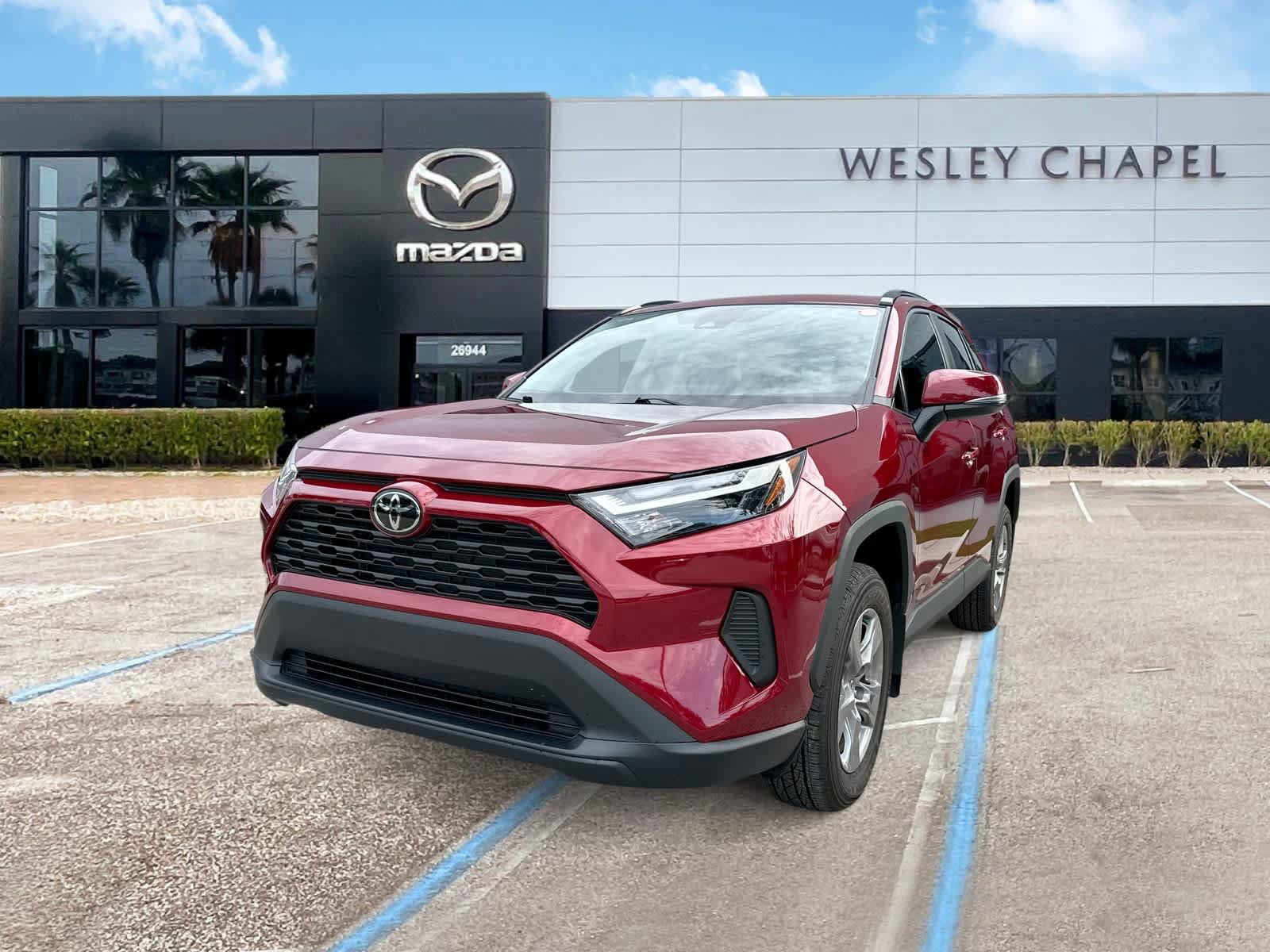 Used 2024 Toyota RAV4 XLE FWD image 1
