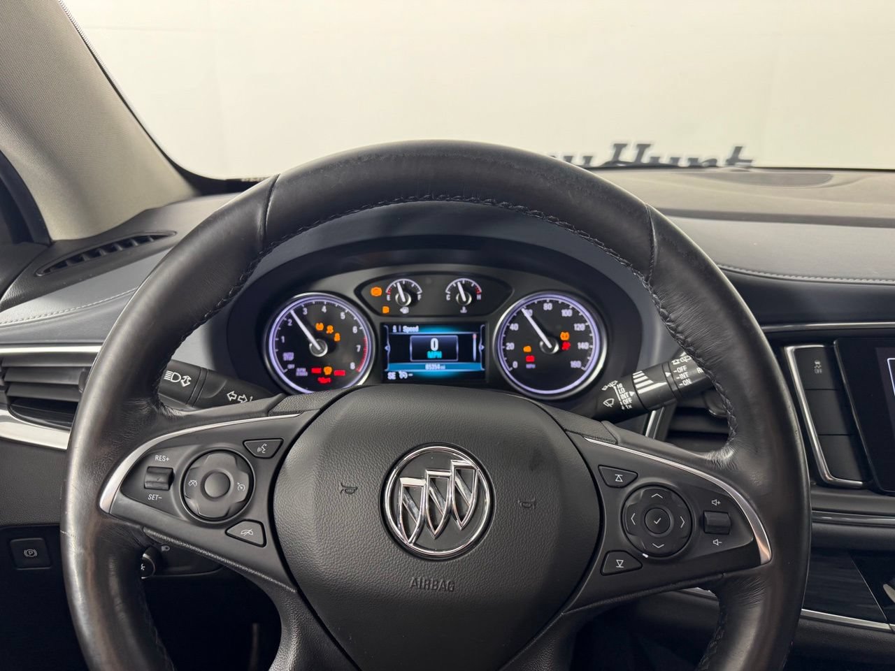 Used 2019 Buick Enclave Essence w/ LPO, Luxury Package FWD image 13
