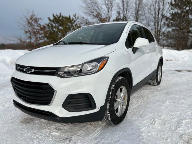 Certified 2021 Chevrolet Trax LS w/ Tint and Cruise Package image 3