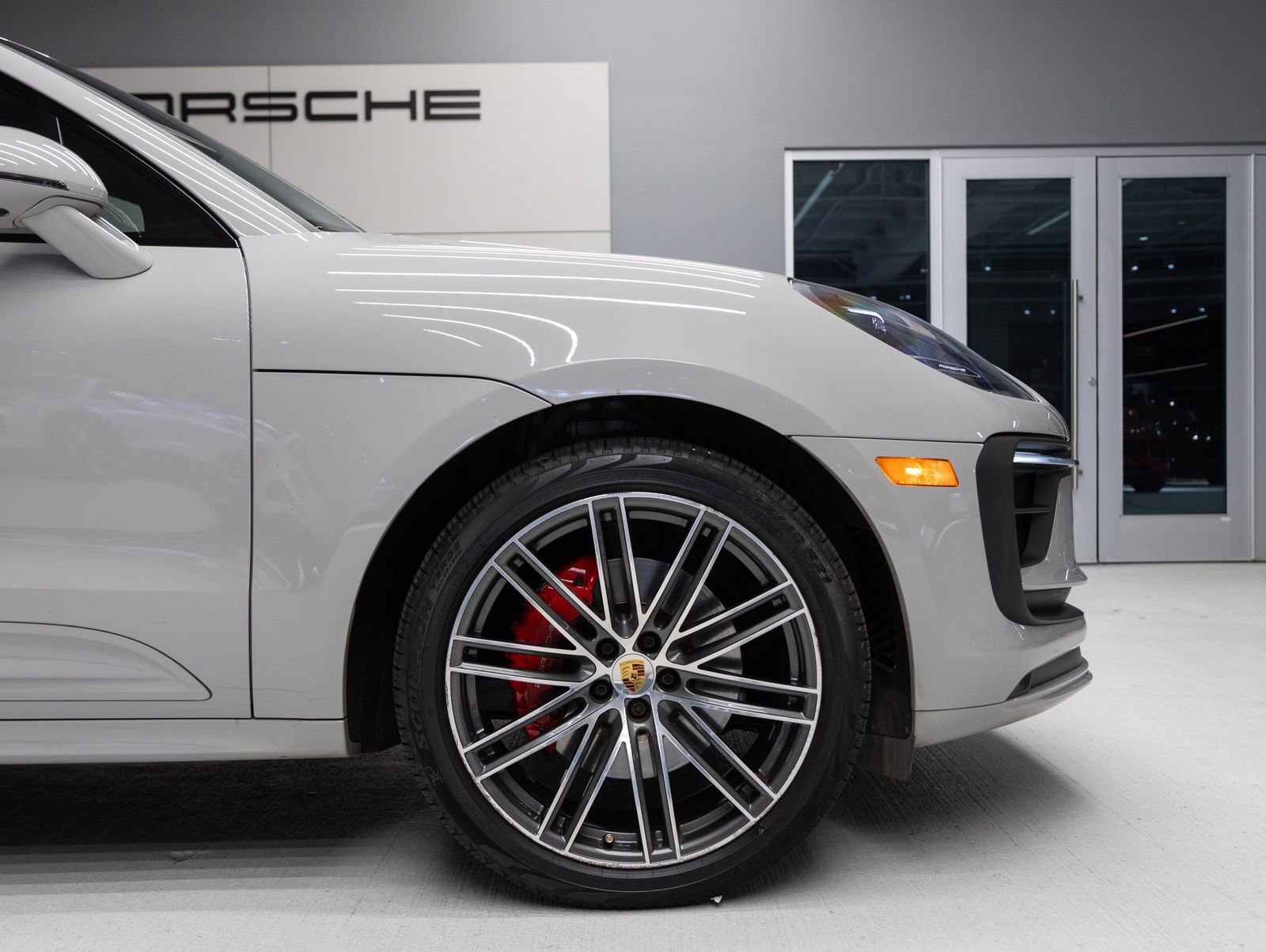 Certified 2023 Porsche Macan S image 11