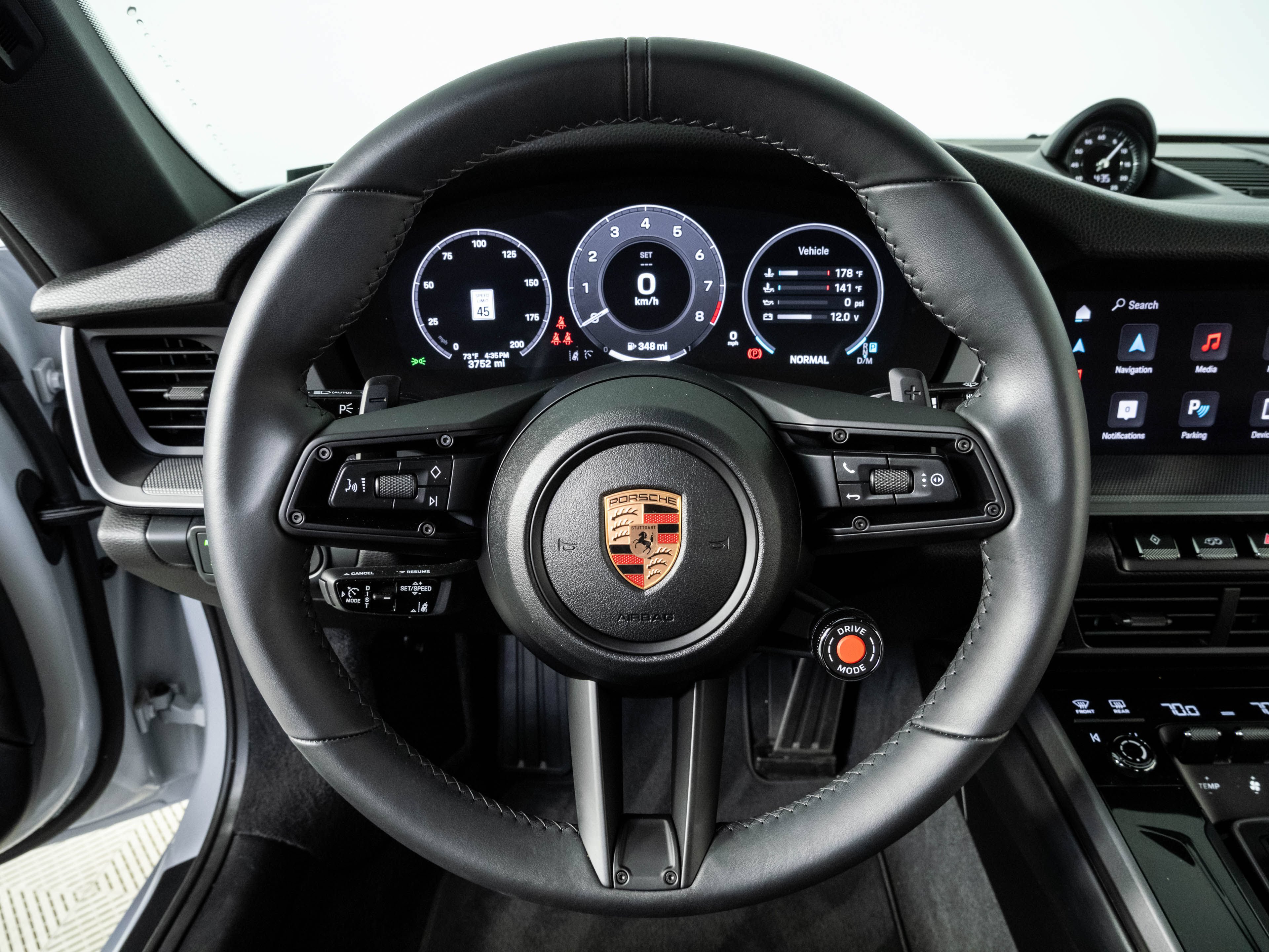 Used 2025 Porsche 911 Carrera w/ Premium Package RWD image 9