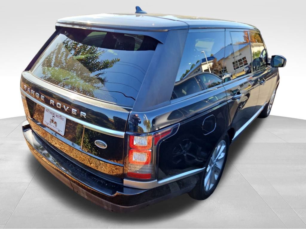 Used 2016 Land Rover Range Rover HSE image 6