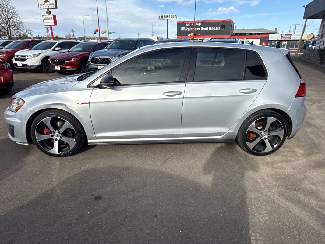 Used 2015 Volkswagen GTI SE FWD image 4