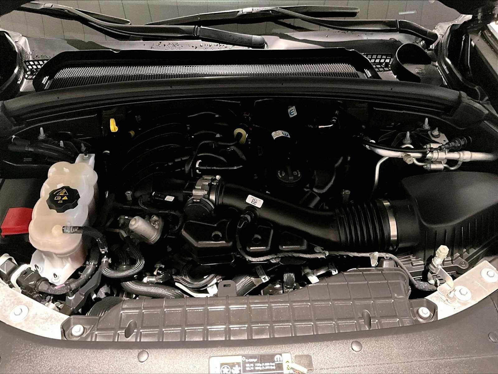 Used 2023 Jeep Grand Cherokee Altitude image 24