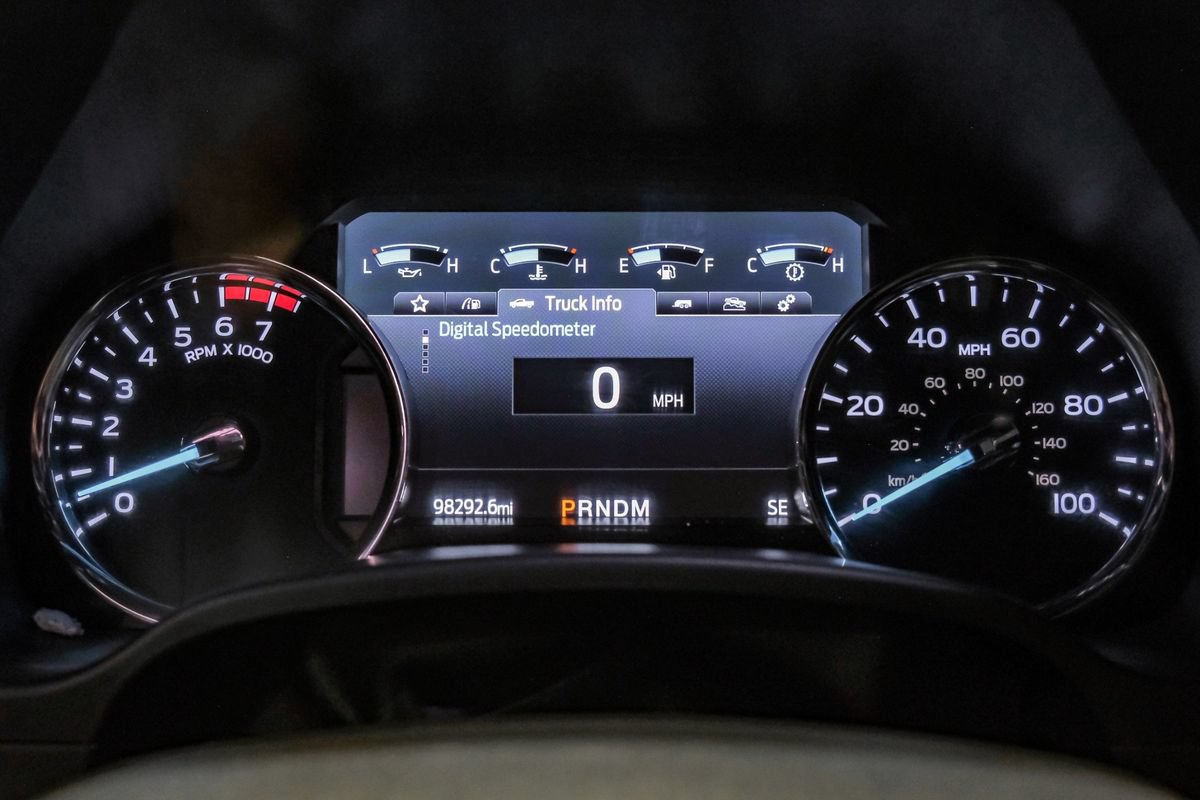 Used 2022 Ford F250 Lariat w/ Black Appearance Package AWD/4WD image 18