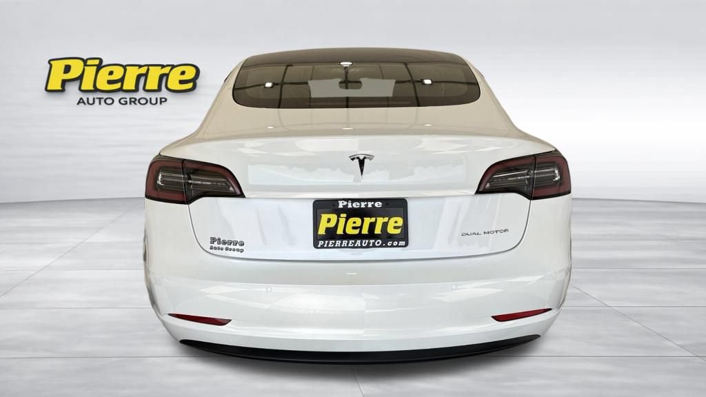 Used 2022 Tesla Model 3 Long Range AWD/4WD image 3