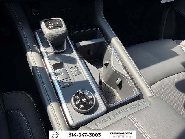 New 2026 Nissan Pathfinder SL w/ SL Premium Package AWD/4WD image 25