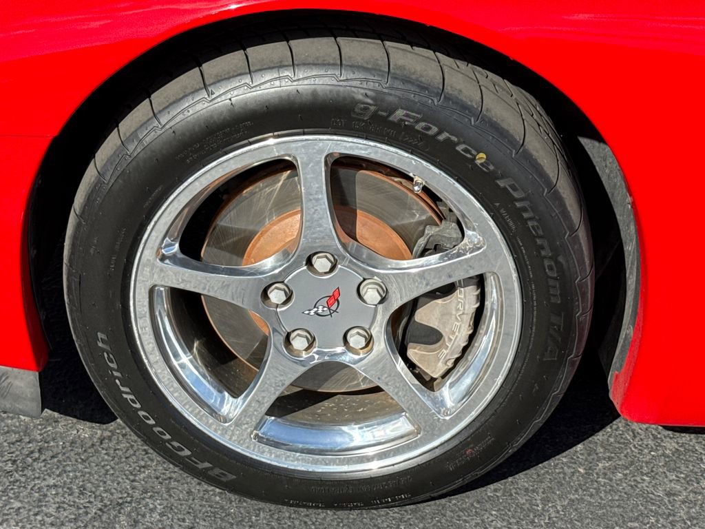 Used 2001 Chevrolet Corvette Coupe w/ Preferred Equipment Group2 RWD image 5