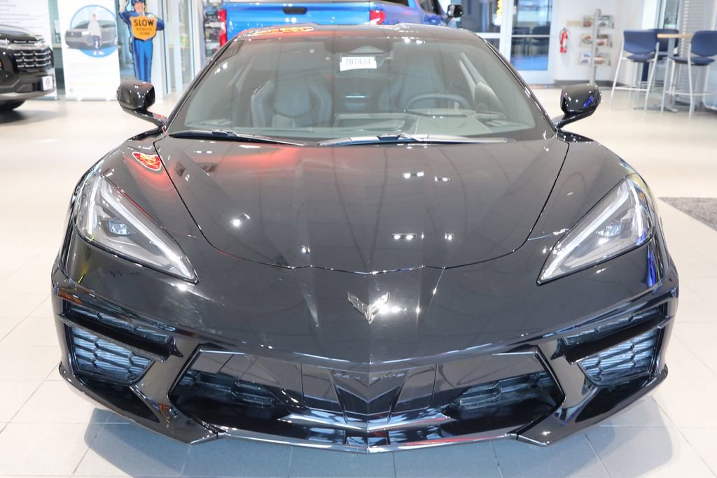 Used 2026 Chevrolet Corvette Stingray Coupe w/ 1LT RWD image 11