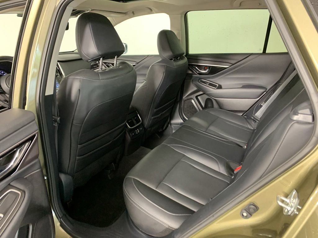 Used 2023 Subaru Outback Touring AWD/4WD image 33