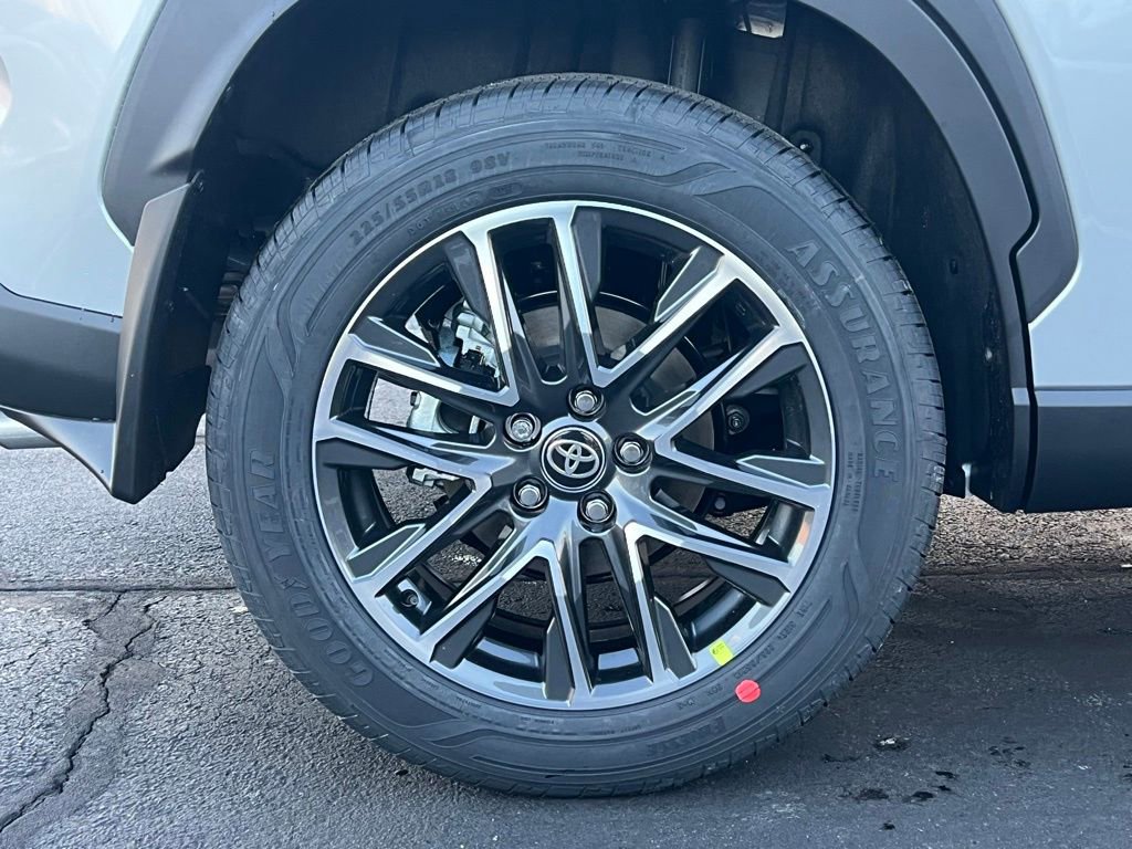 Certified 2026 Toyota Corolla Cross XLE w/ Convenience Package image 15