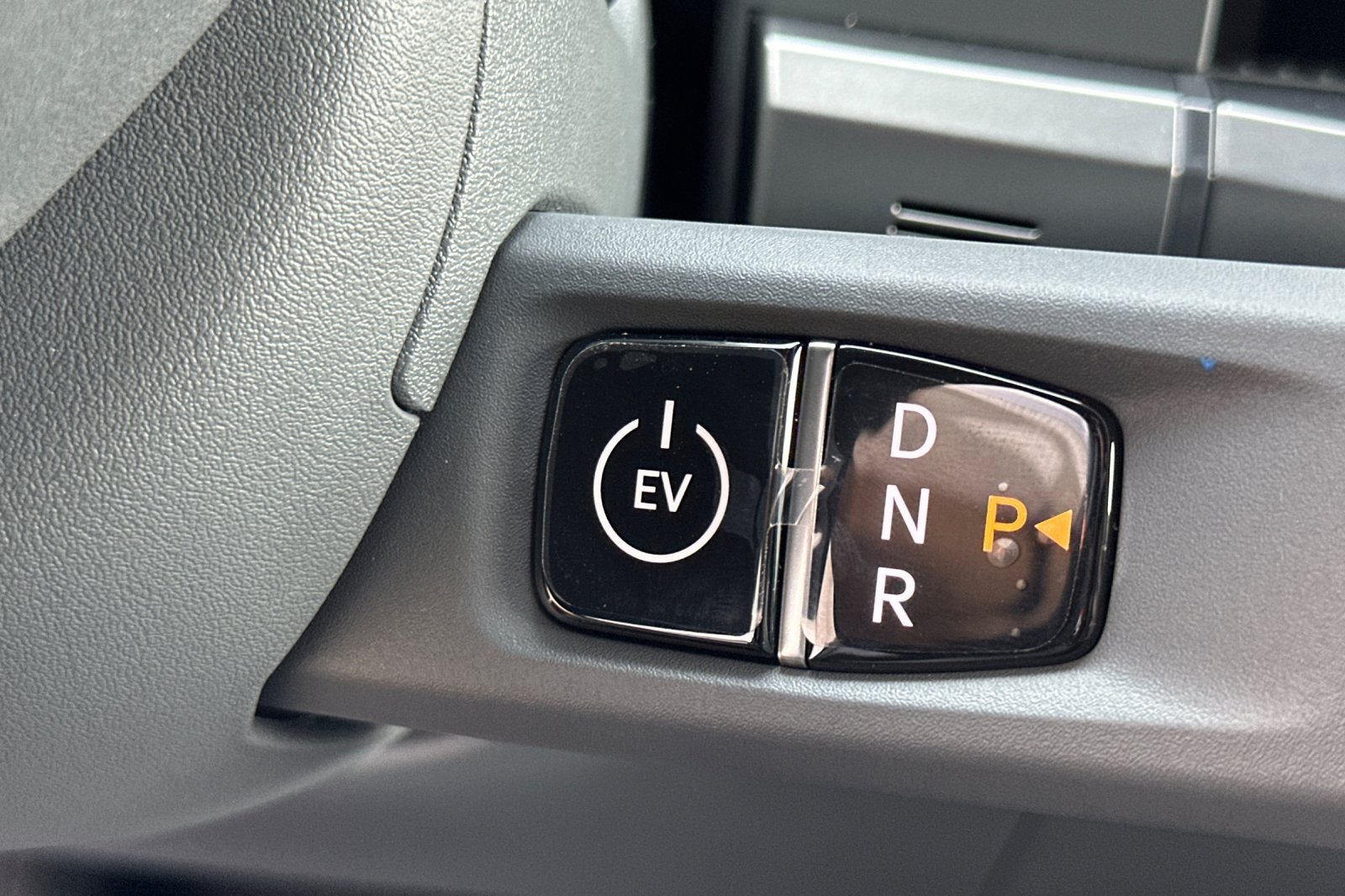 New 2027 Kia EV3 Wind FWD image 23