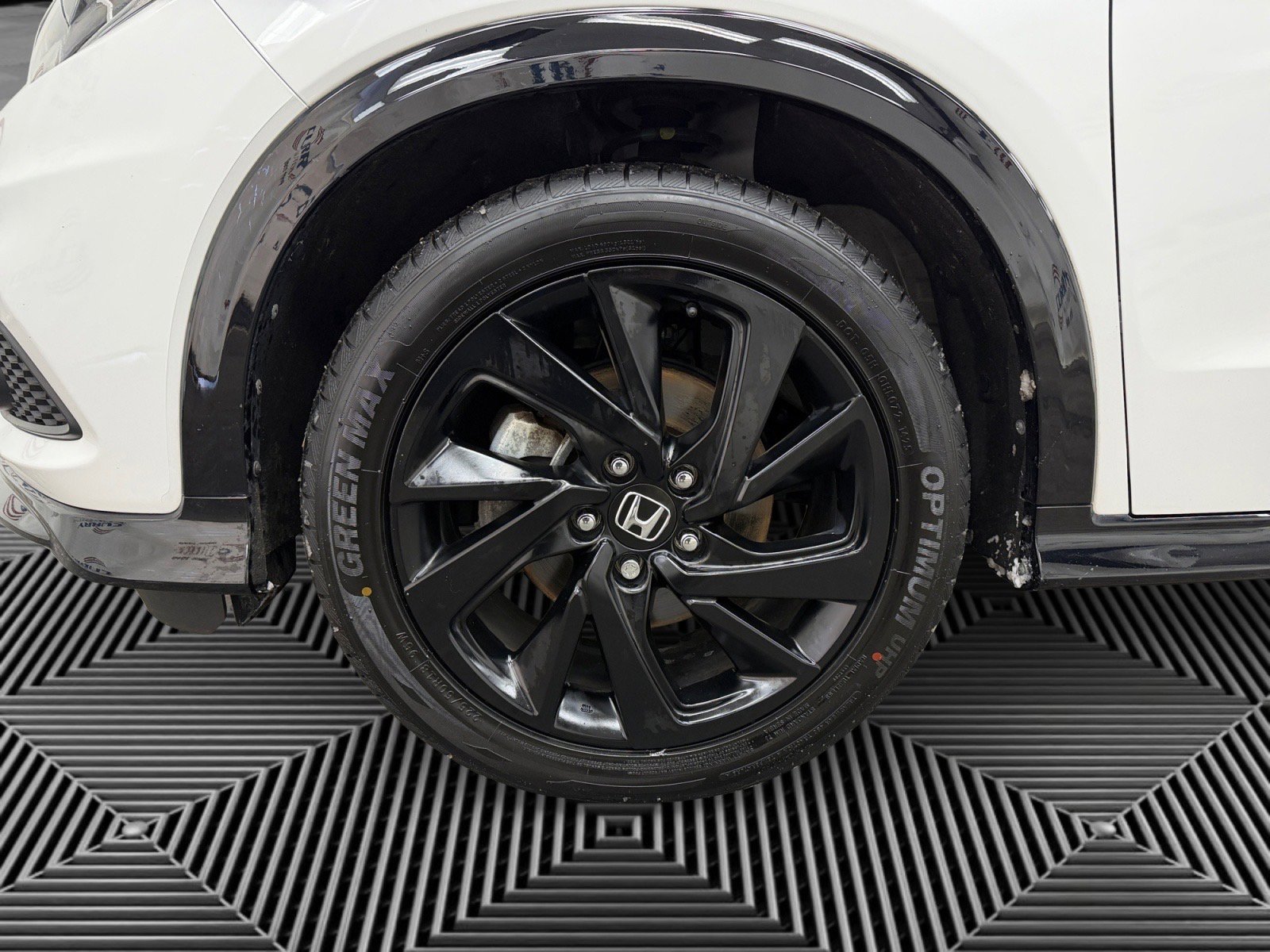 Used 2022 Honda HR-V Sport image 14