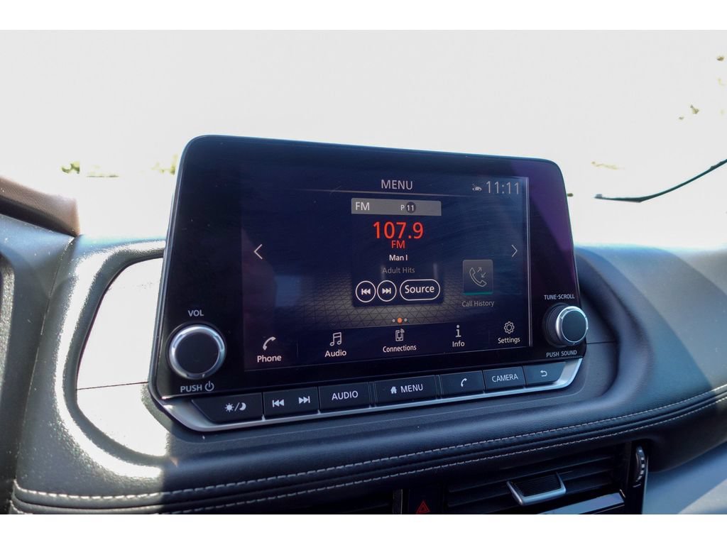 Used 2022 Nissan Rogue SV FWD image 19