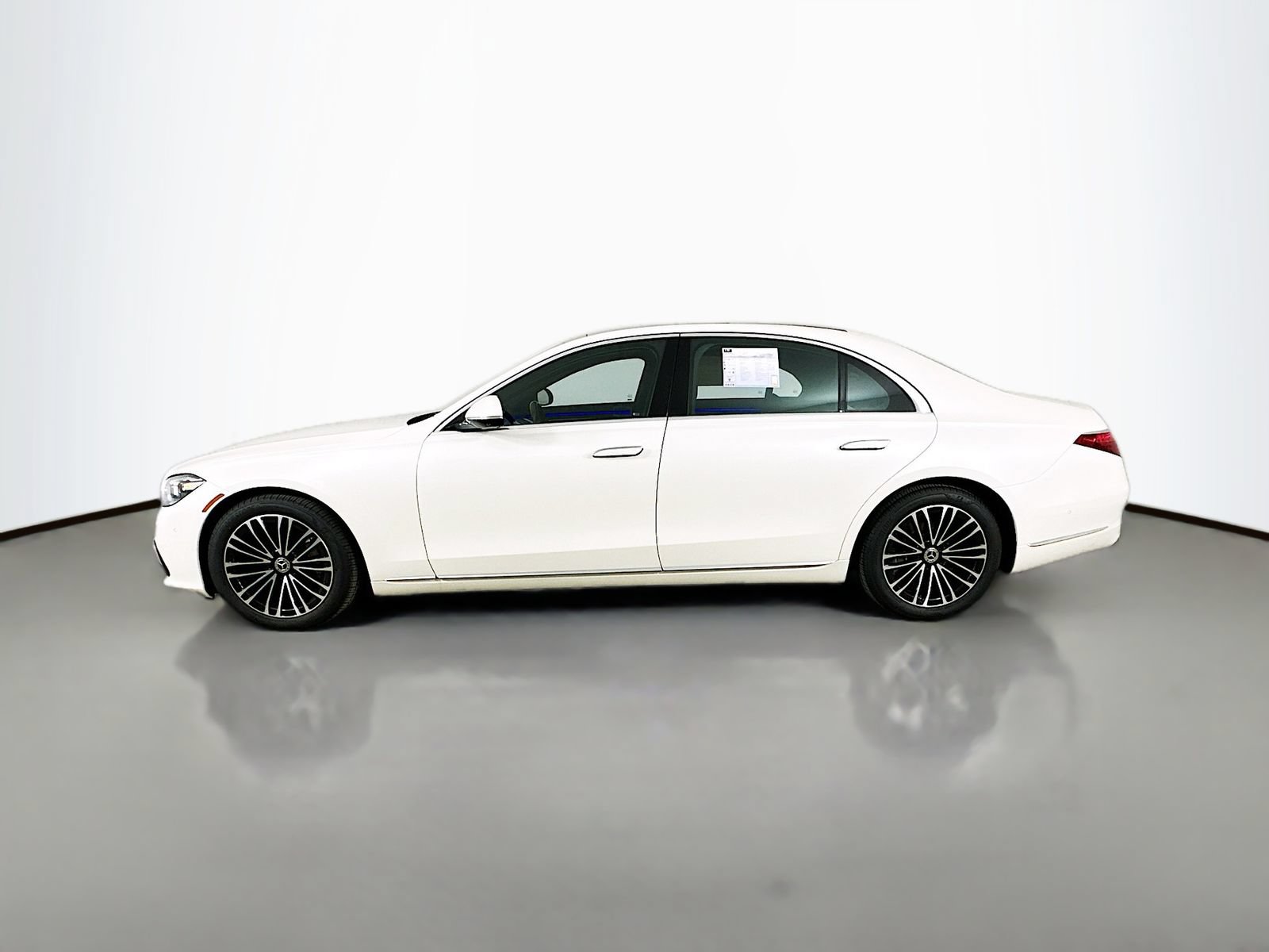 Used 2022 Mercedes-Benz S 580 4MATIC Sedan image 4