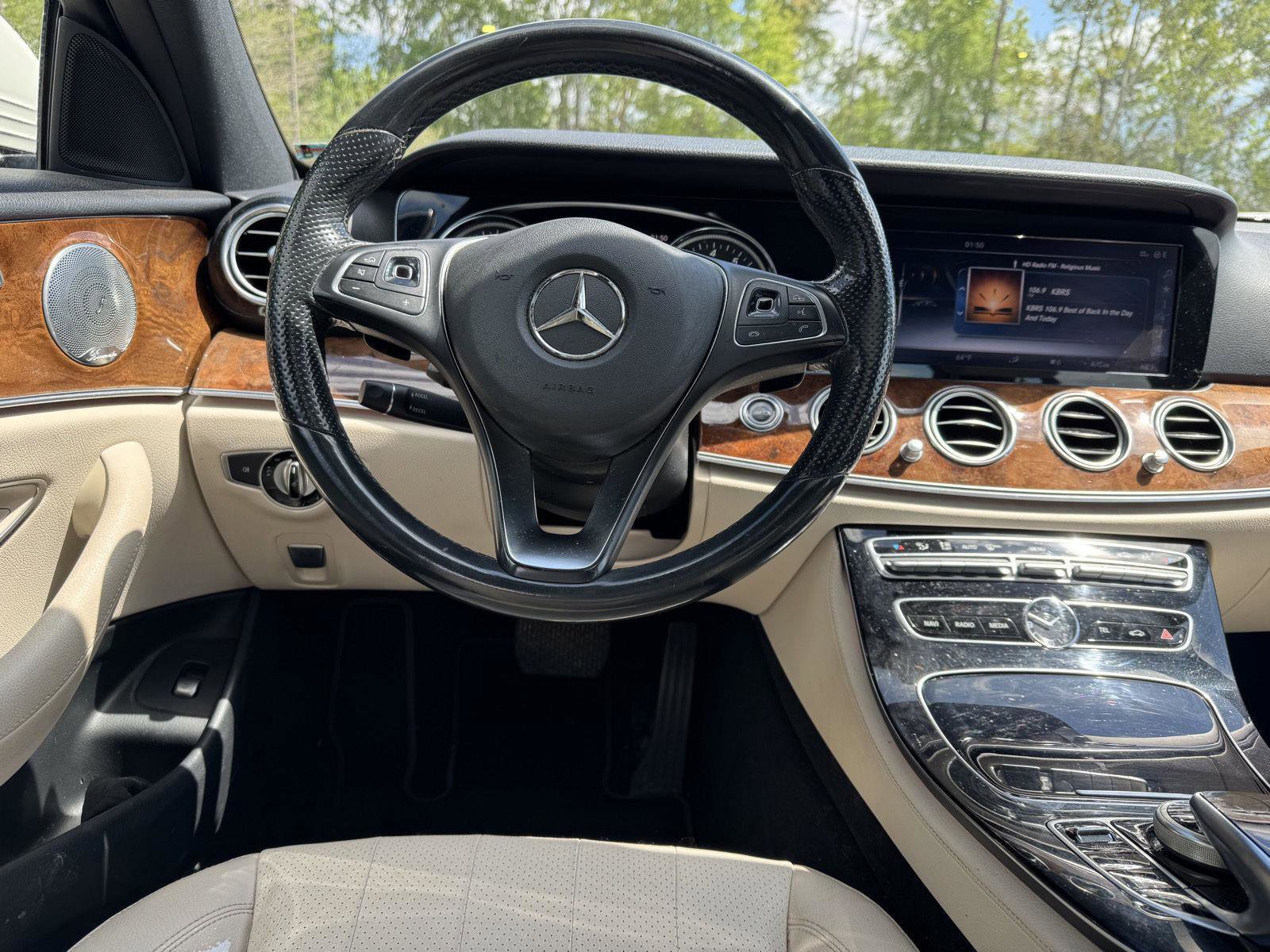 Used 2017 Mercedes-Benz E 300 image 17