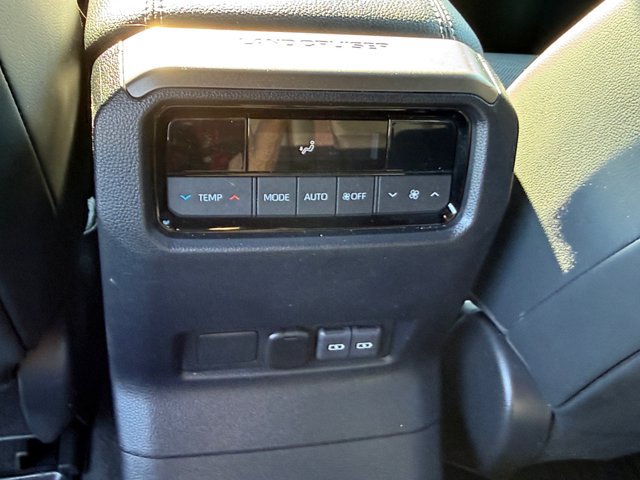 Used 2025 Toyota Land Cruiser w/ Premium Package AWD/4WD image 15