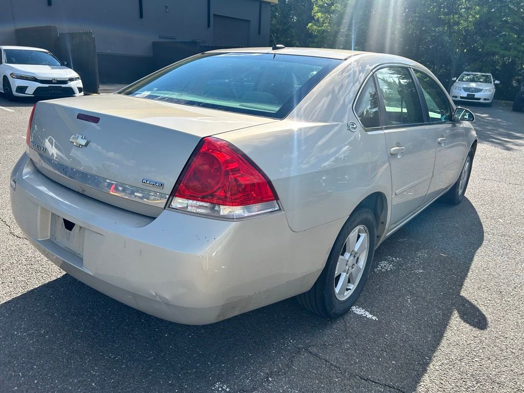 Used 2008 Chevrolet Impala LT FWD image 7