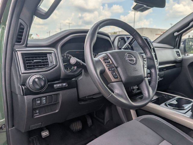 Used 2024 Nissan Titan SV w/ SV Bronze Edition Package AWD/4WD image 30