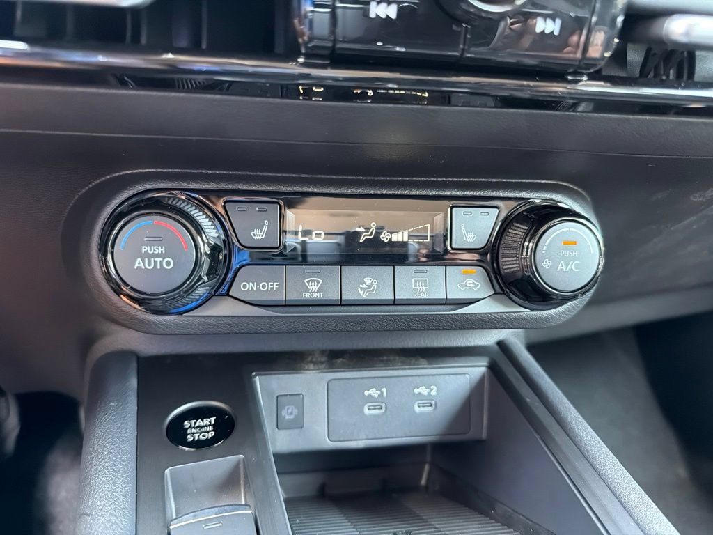 New 2026 Nissan Kicks SV w/ Interior Electronics Package AWD/4WD image 11