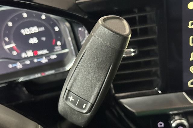 Used 2024 GMC Sierra 1500 SLT image 34