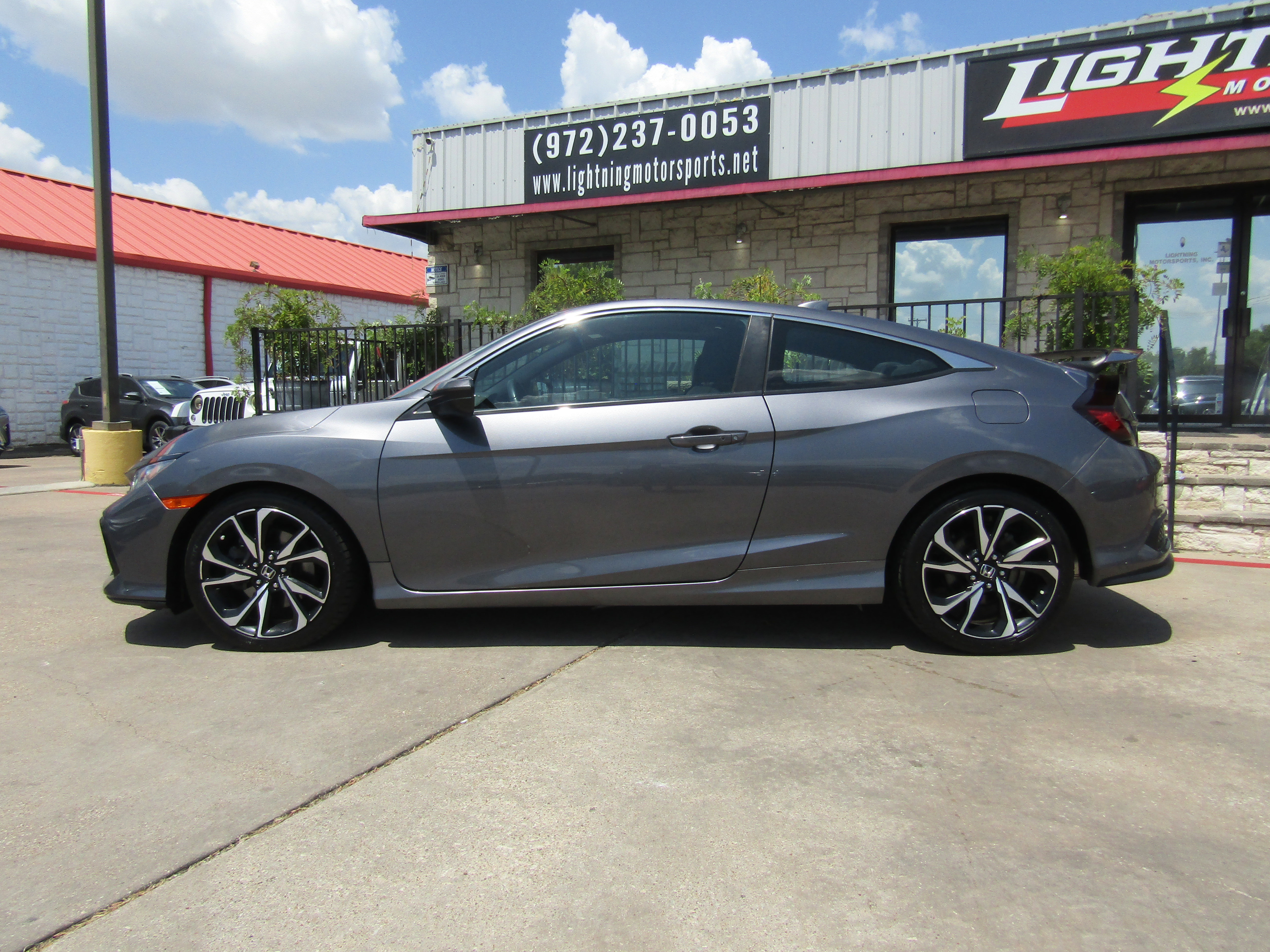 Used 2019 Honda Civic Si image 2