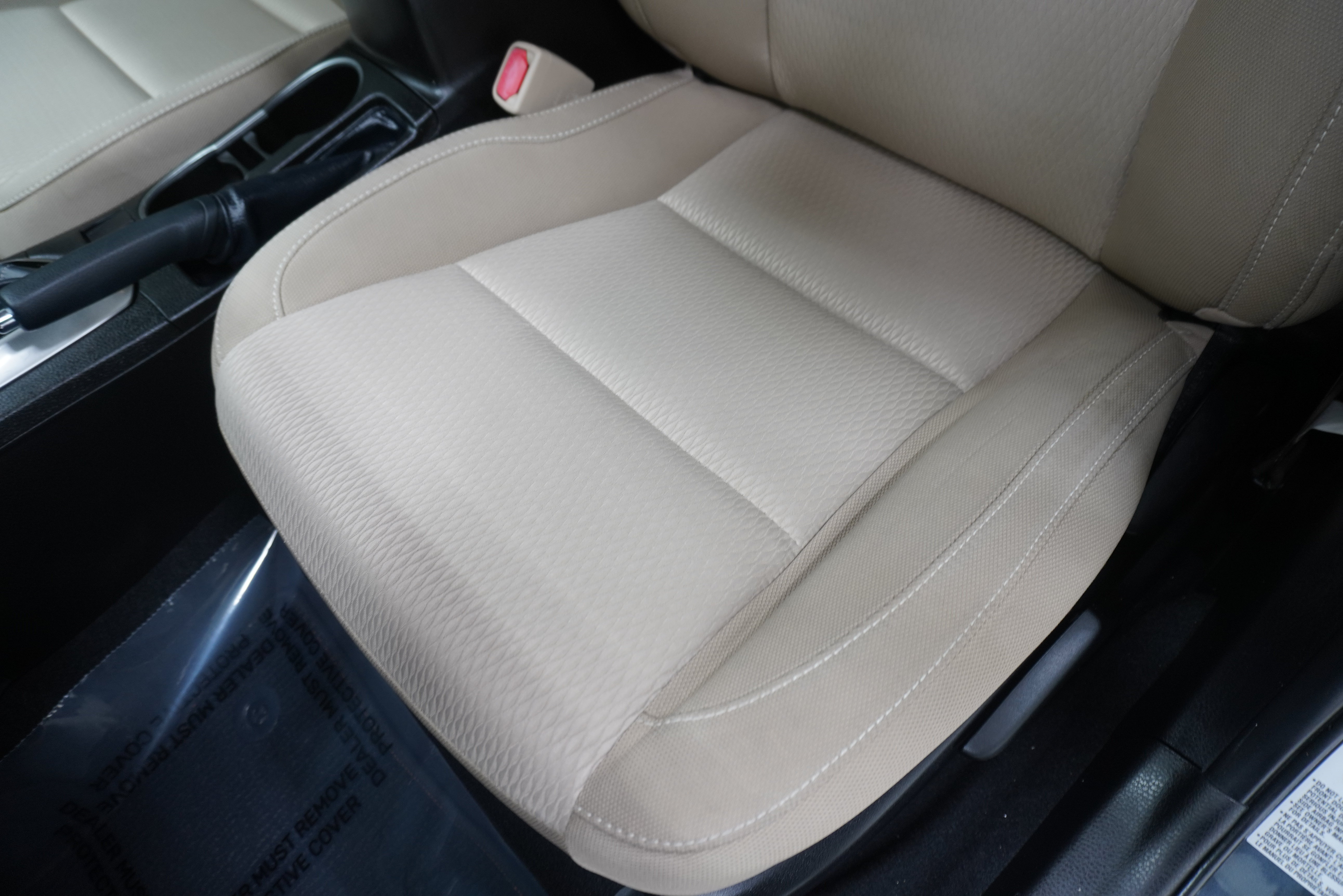 Used 2014 Toyota Corolla LE FWD image 12