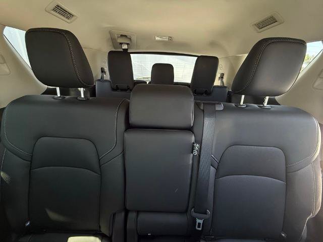 New 2026 Nissan Pathfinder SL w/ Cargo Package AWD/4WD image 10