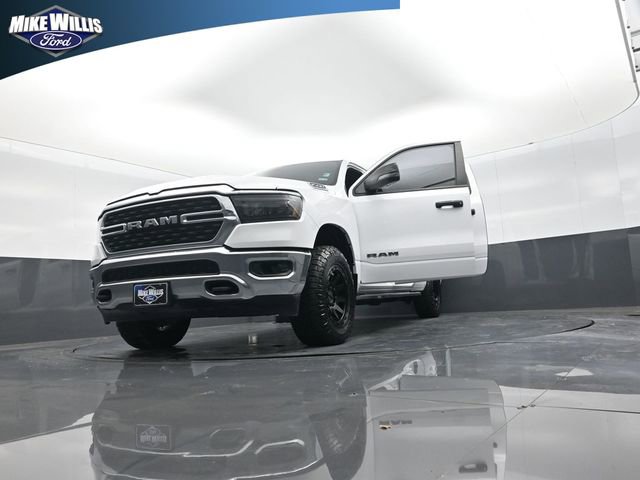 Used 2023 RAM 1500 Big Horn image 30