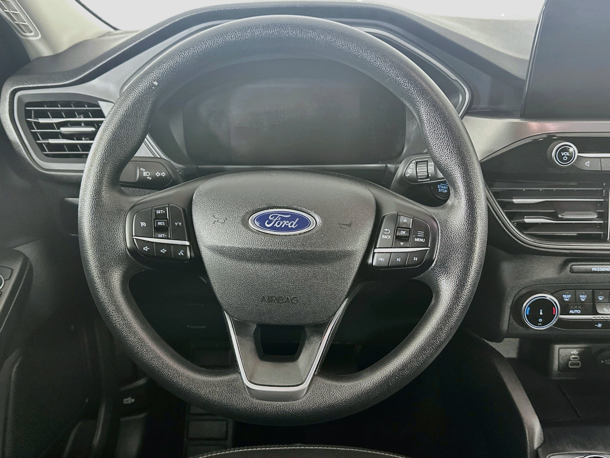 Used 2025 Ford Escape Active AWD/4WD image 18