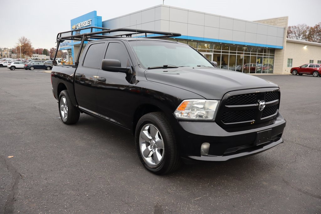 Used 2017 RAM 1500 Express image 2