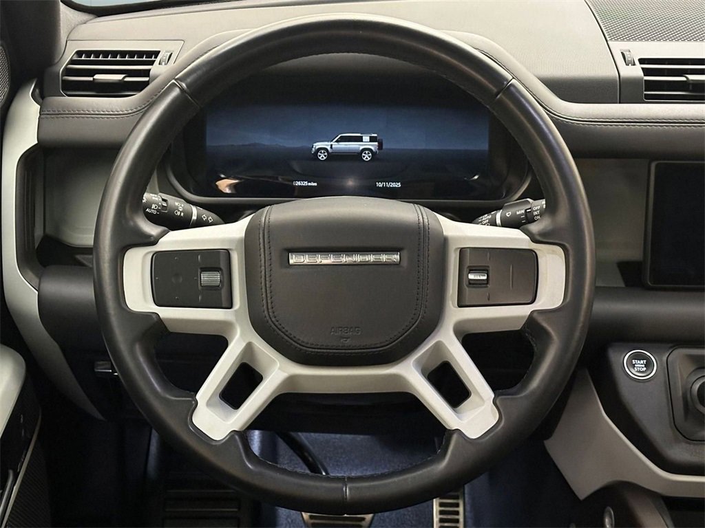 Used 2023 Land Rover Defender 110 X-Dynamic SE image 18