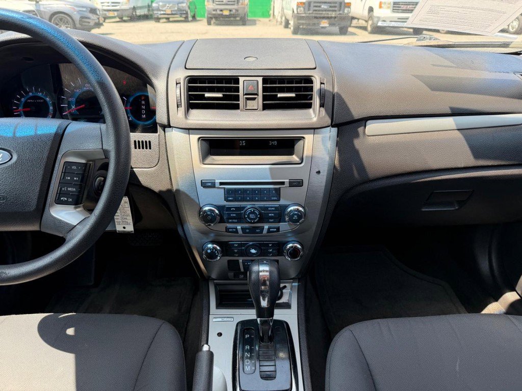 Used 2012 Ford Fusion SE FWD image 23