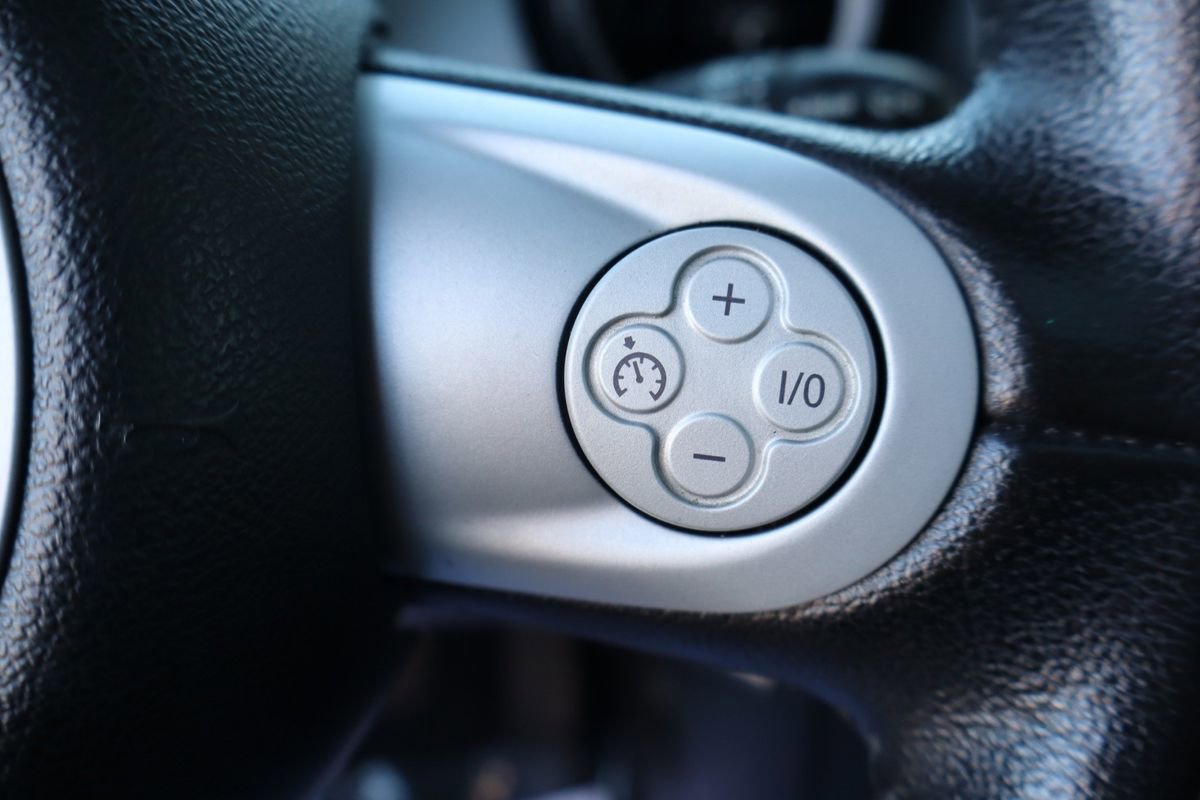 Used 2009 MINI Cooper Hardtop w/ Premium Pkg image 14