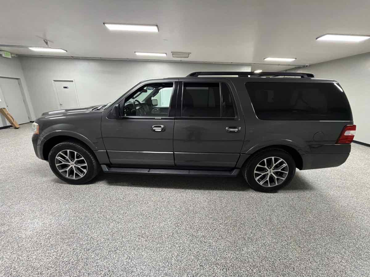 Used 2015 Ford Expedition EL XLT w/ Equipment Group 202A image 6