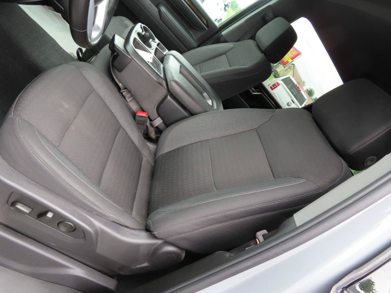 Used 2025 GMC Sierra 2500 SLE w/ SLE Value Package; AWD/4WD image 30